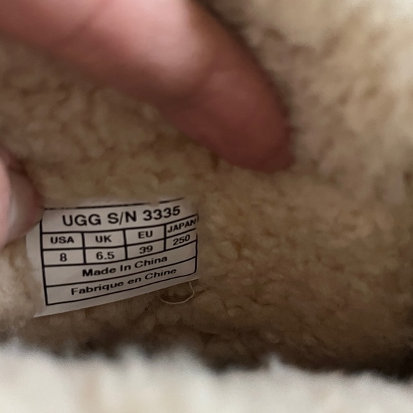 UGG Australia Black Shearling-Lined lace up Ankle Boots Sz 8 - Picture 9 of 10